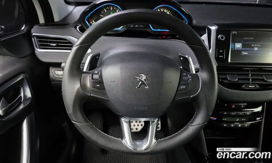 Peugeot 2008 2016 1.6 гидро в Москве № 305658, фото 15