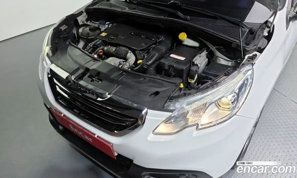 Peugeot 2008 2016 1.6 гидро в Москве № 305658, фото 6