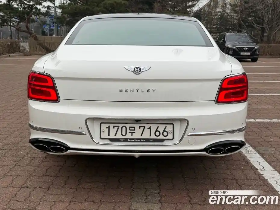 Bentley Flying Spur 2022 4.0 гидро в Москве № 307191, фото 4