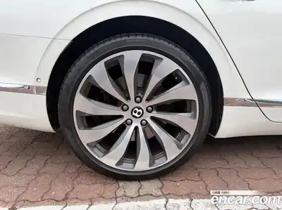 Bentley Flying Spur 2022 4.0 гидро в Москве № 307191, миниатюра 5
