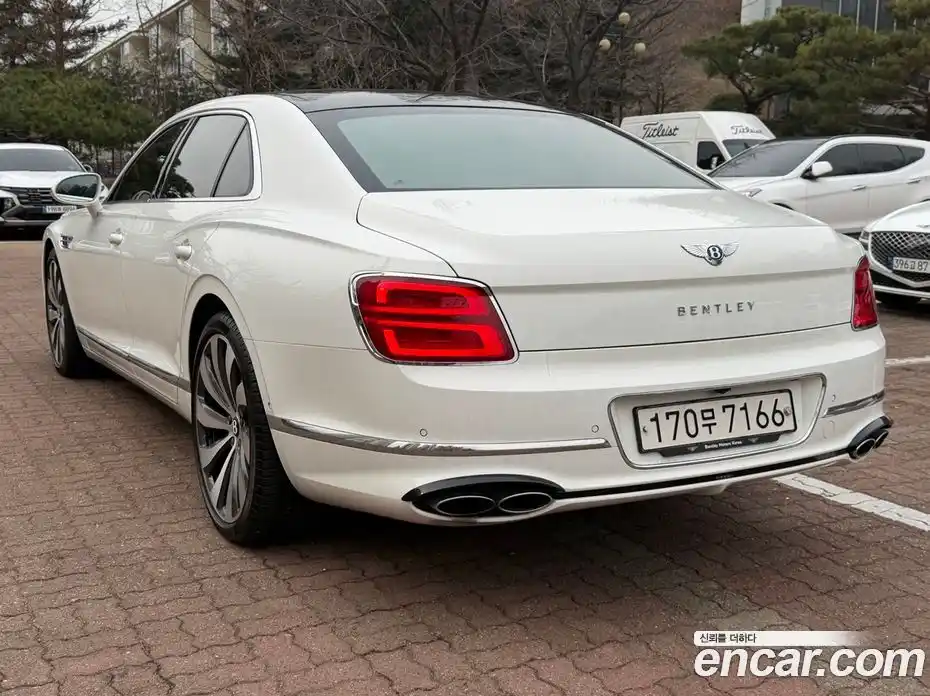Bentley Flying Spur 2022 4.0 гидро в Москве № 307191, фото 7