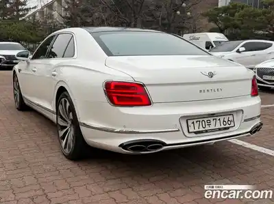 Bentley Flying Spur 2022 4.0 гидро в Москве № 307191, миниатюра 7