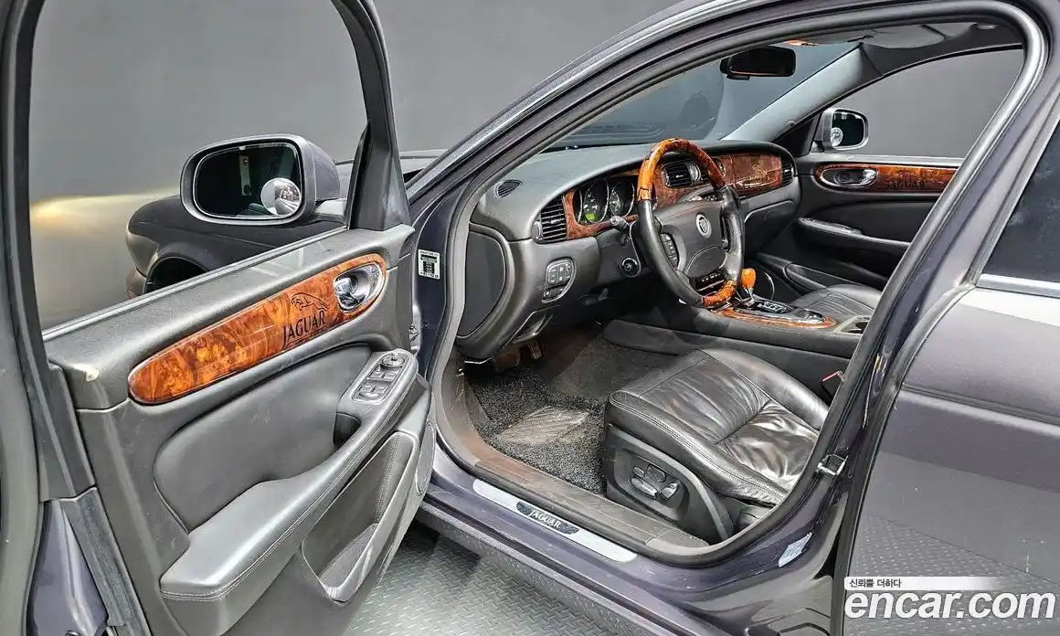 Jaguar XJ 2008 2.7 гидро в Москве № 320225, фото 11