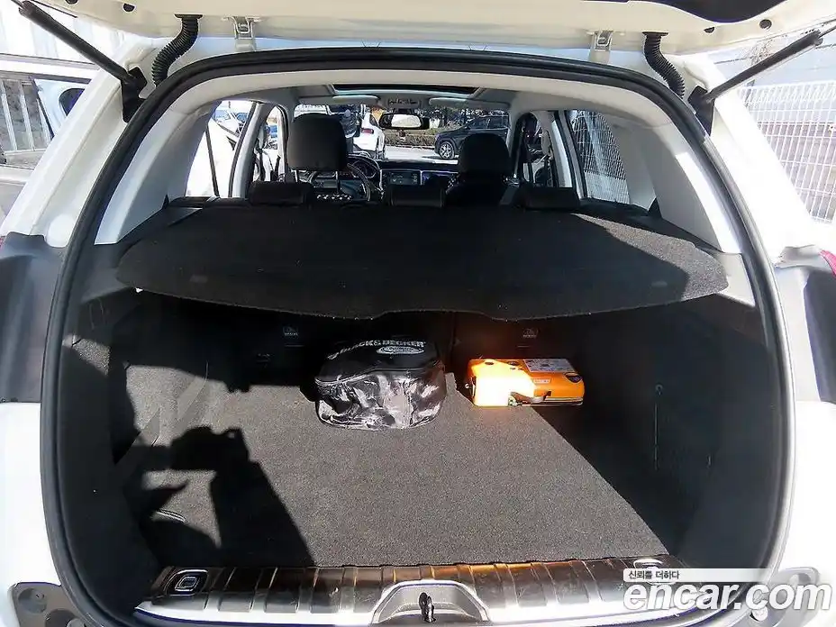 Peugeot 2008 2015 1.6 гидро в Москве № 322033, фото 18