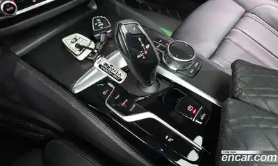 BMW 5-Series 2023 2.0 гидро в Москве № 335371, миниатюра 9