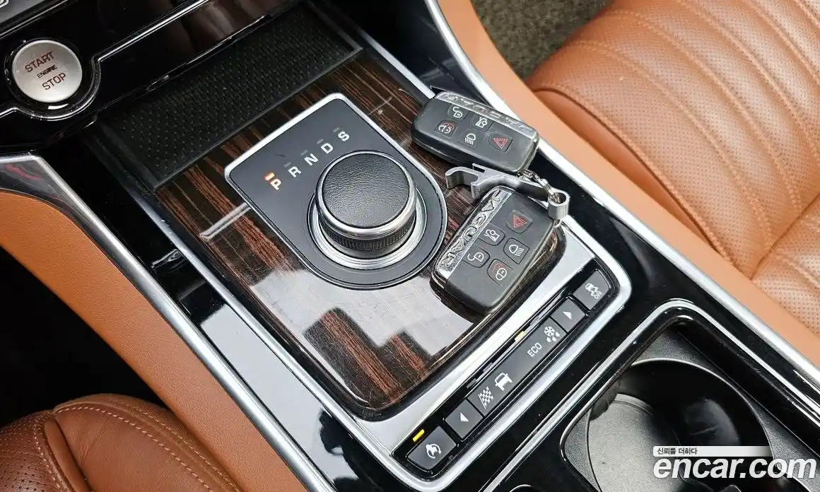 Jaguar XF 2017 3.0 гидро в Москве № 335802, фото 9