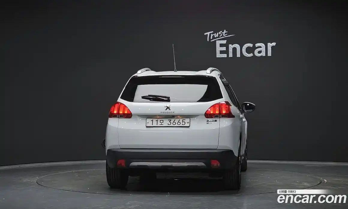 Peugeot 2008 2015 1.6 гидро в Москве № 336245, фото 4