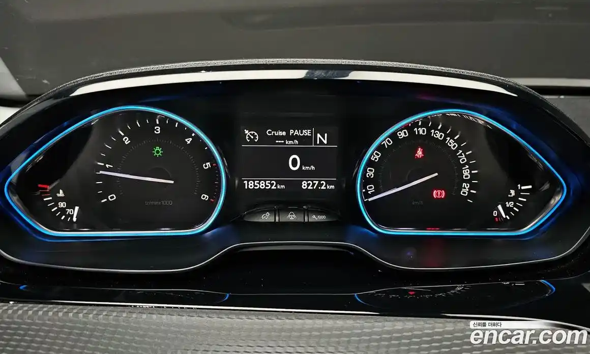 Peugeot 2008 2015 1.6 гидро в Москве № 336245, фото 8