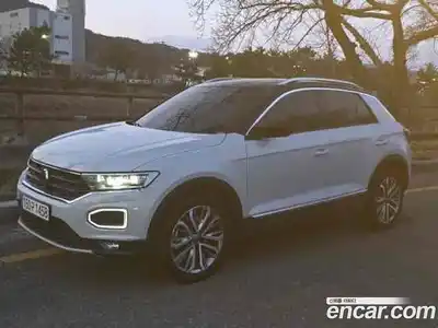 Volkswagen T-Roc, 2022