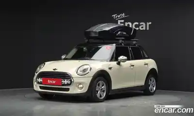 Mini Cooper, 2016