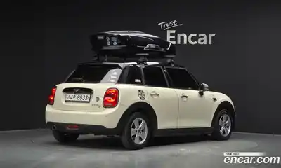 Mini Cooper 2016 1.5 гидро в Москве № 396809, миниатюра 2