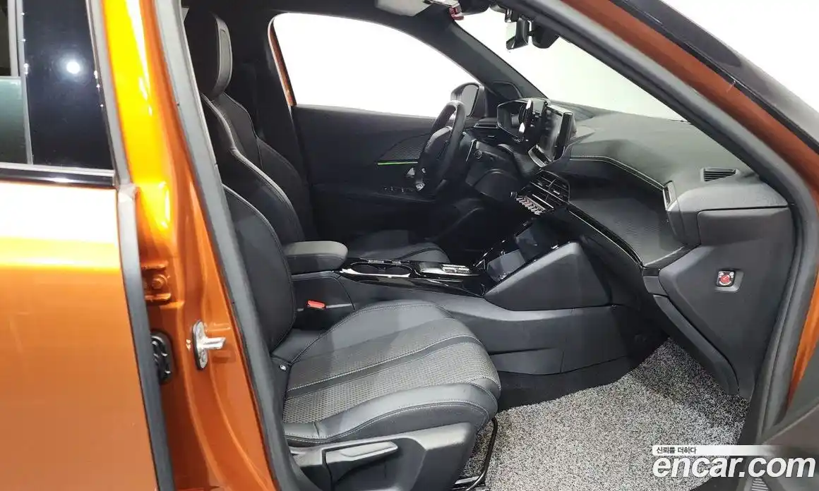 Peugeot 2008 2022 1.5 гидро в Москве № 405601, фото 11