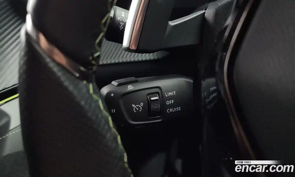 Peugeot 2008 2022 1.5 гидро в Москве № 405601, фото 14