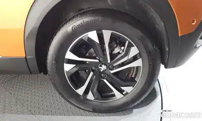 Peugeot 2008 2022 1.5 гидро в Москве № 405601, миниатюра 5