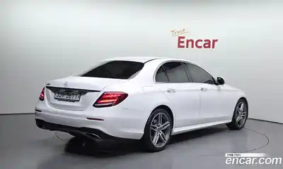 Mercedes-Benz E-Class 2019 2.0 гидро, миниатюра 2