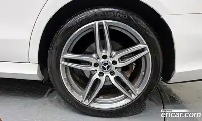 Mercedes-Benz E-Class 2019 2.0 гидро, миниатюра 5