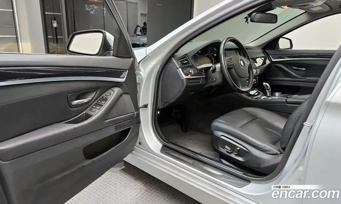 BMW 5-Series 2014 2.0 гидро в Москве № 426030, фото 11
