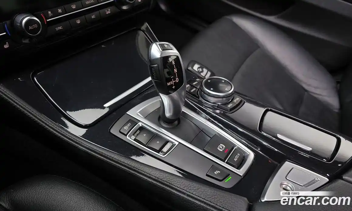 BMW 5-Series 2014 2.0 гидро в Москве № 426030, фото 9
