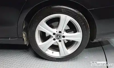 Mercedes-Benz E-Class 2018 2.0 гидро в Москве № 427644, миниатюра 5