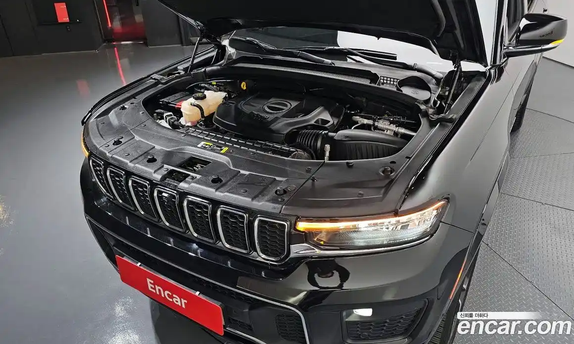 Jeep Cherokee 2022 3.6 гидро в Москве № 472778, фото 6