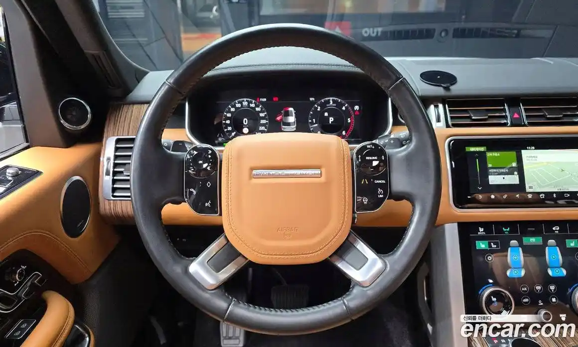 Land Rover Range-Rover 2021 3.0 гидро в Москве № 499020, фото 13
