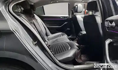 Volkswagen Passat 2021 2.0 гидро в Москве № 499864, миниатюра 12
