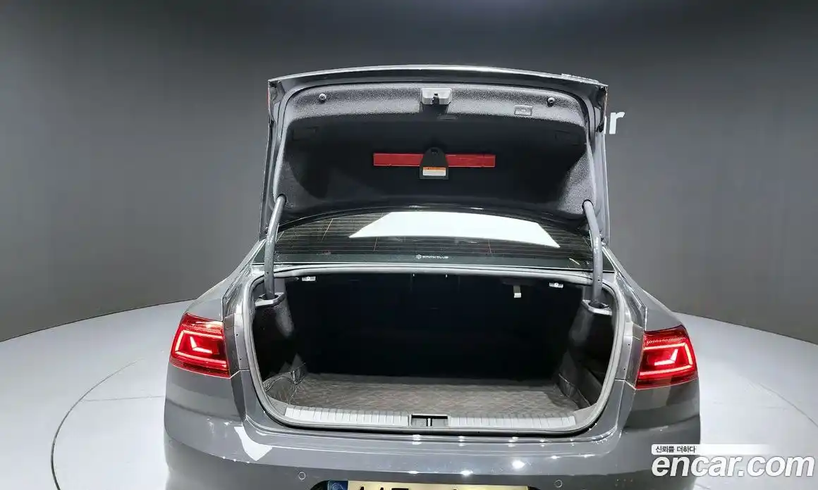 Volkswagen Passat 2021 2.0 гидро в Москве № 499864, фото 20