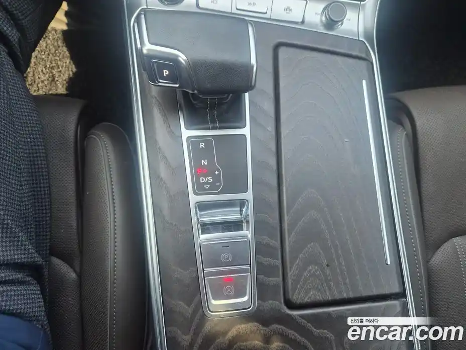Audi A6 2022 2.0 гидро в Москве, фото 14
