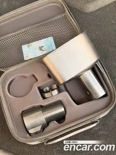 Tesla Model Y 2025 гидро в Москве № 595404, миниатюра 7