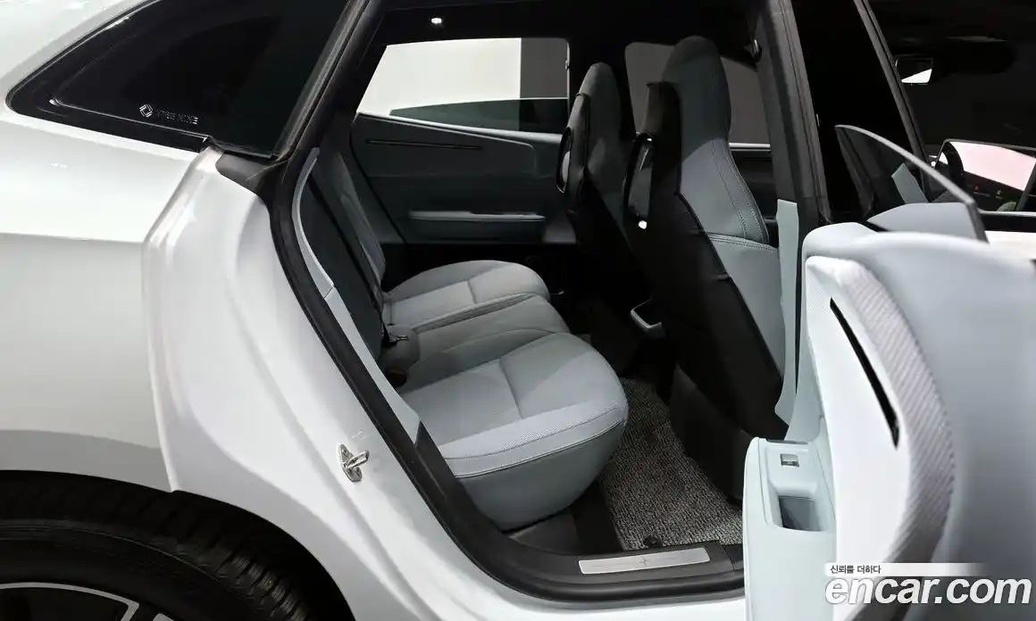 Polestar Polestar 4 2025 0.2 гидро в Москве № 610880, фото 11