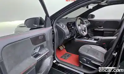 Mercedes-Benz GLA-Class 2022 2.0 гидро в Москве № 623137, миниатюра 11