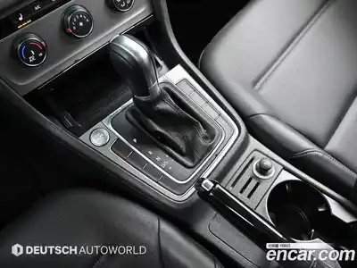 Volkswagen Golf 2016 1.8 гидро в Москве № 629317, миниатюра 9