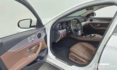 Mercedes-Benz E-Class 2018 2.0 гидро в Москве № 722759, миниатюра 10