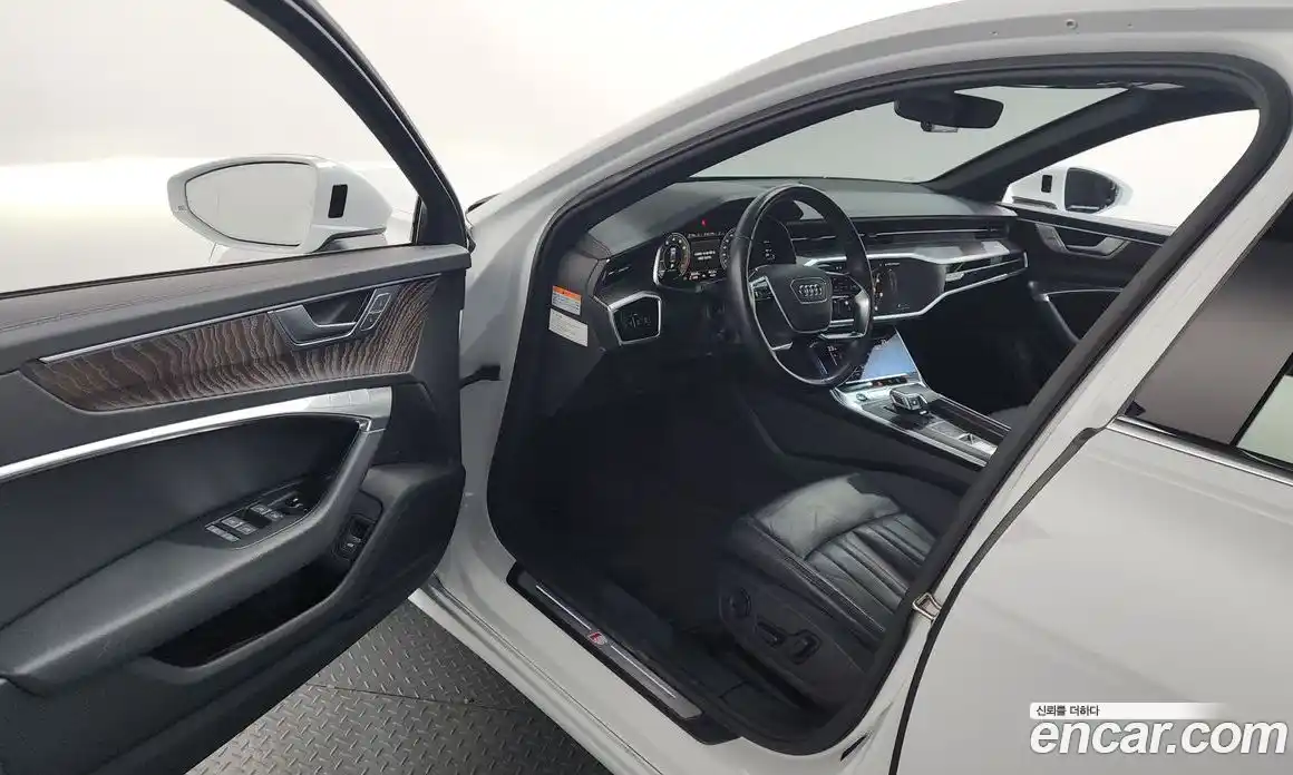Audi A6 2022 2.0 гидро в Москве, фото 10