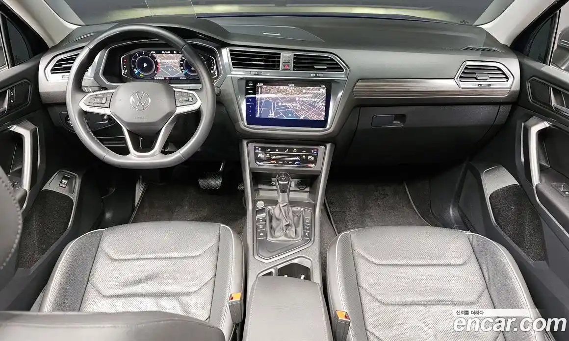Volkswagen Tiguan 2022 2.0 гидро в Москве № 725140, фото 7