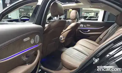 Mercedes-Benz E-Class 2019 2.0 гидро, миниатюра 11