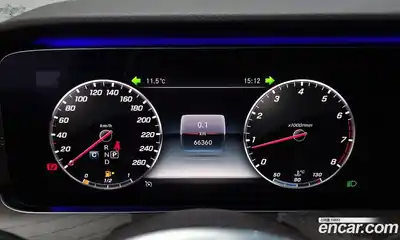 Mercedes-Benz E-Class 2019 2.0 гидро, миниатюра 7