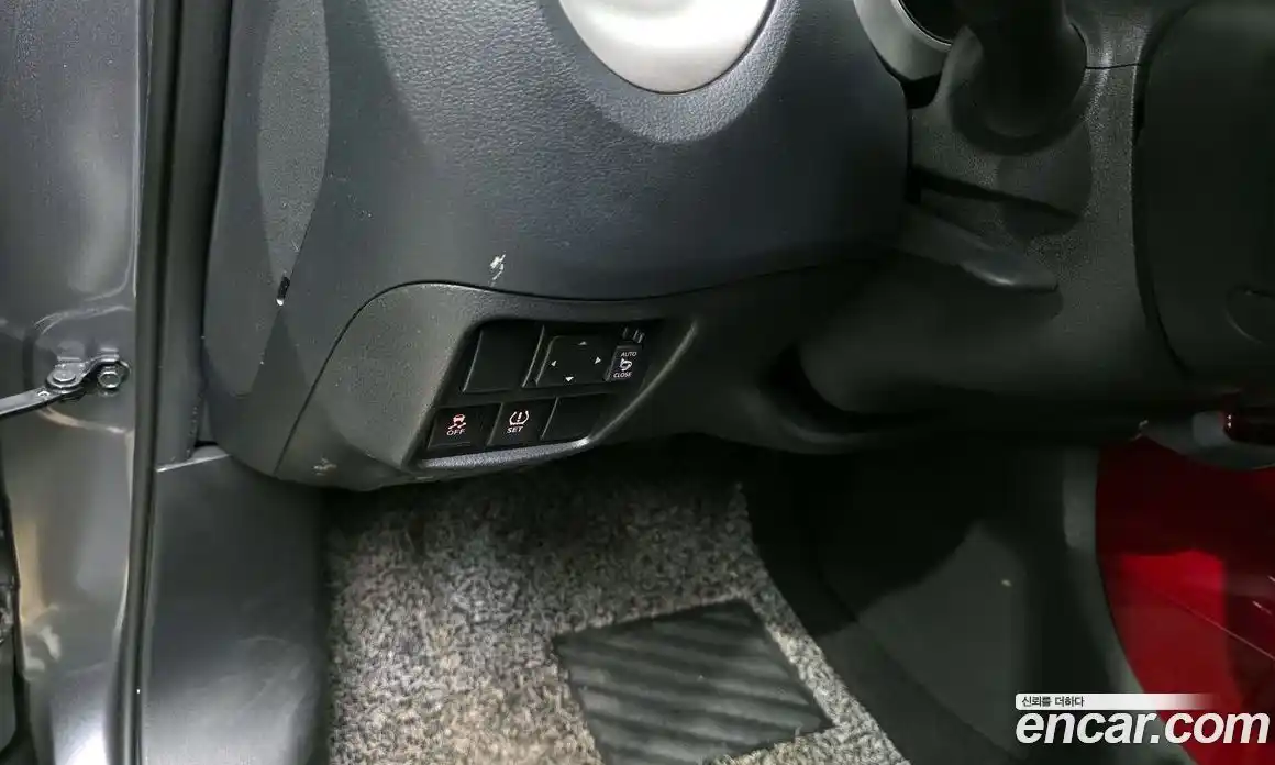 Nissan Juke 2016 1.6 гидро в Москве № 796470, фото 17