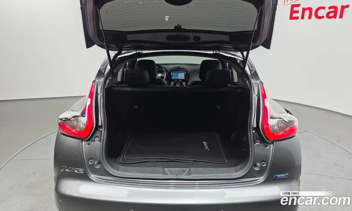 Nissan Juke 2016 1.6 гидро в Москве № 796470, фото 20