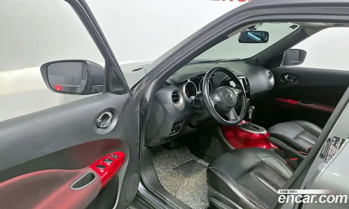 Nissan Juke 2016 1.6 гидро в Москве № 796470, фото 10