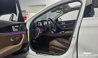 Mercedes-Benz E-Class 2017 1.9 гидро, миниатюра 11