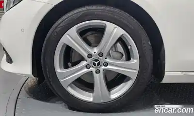 Mercedes-Benz E-Class 2017 1.9 гидро, миниатюра 5