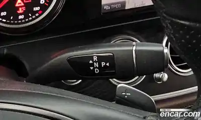 Mercedes-Benz E-Class 2017 1.9 гидро, миниатюра 9