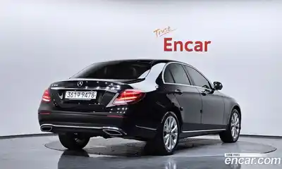 Mercedes-Benz E-Class 2020 2.0 гидро, миниатюра 2
