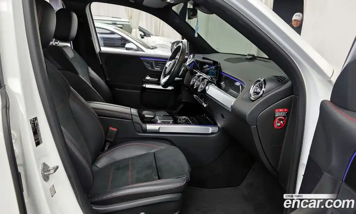 Mercedes-Benz GLB-Class 2021 2.0 гидро в Москве, фото 11
