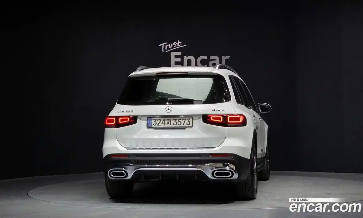 Mercedes-Benz GLB-Class 2021 2.0 гидро в Москве, фото 4