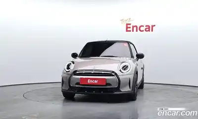 Mini Cooper Convertible 2024 1.5 гидро в Москве № 825224, миниатюра 3