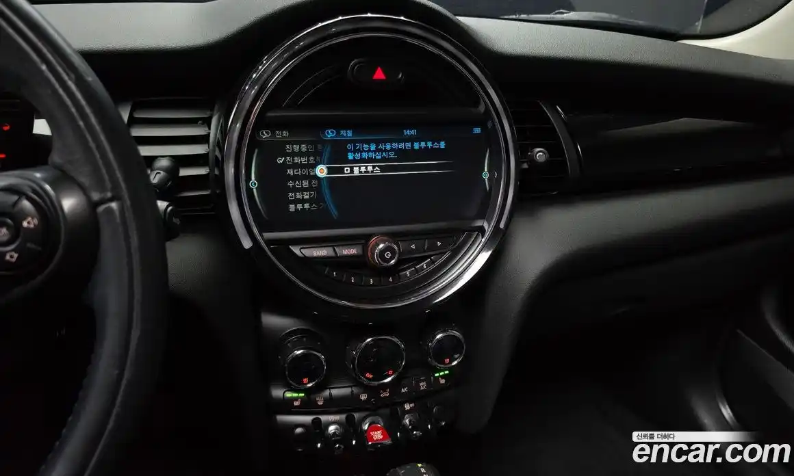 Mini Cooper 2017 1.5 гидро в Москве № 825365, фото 16