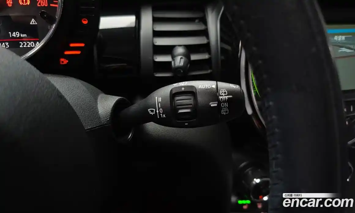 Mini Cooper 2017 1.5 гидро в Москве № 825365, фото 18