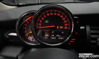 Mini Cooper 2017 1.5 гидро в Москве № 825365, миниатюра 8